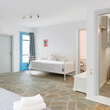 Efrossyni House Ioulis