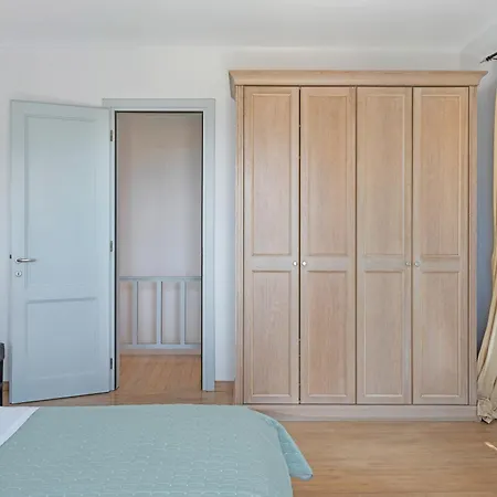 Efrossyni House Feriehus Ioulis
