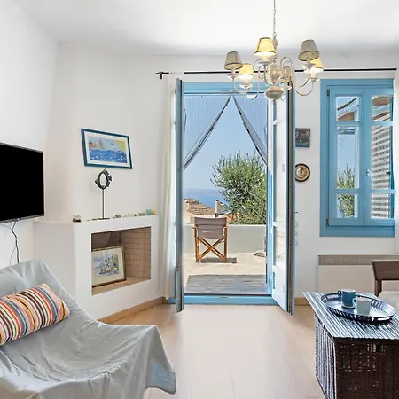 Efrossyni House * Ioulis